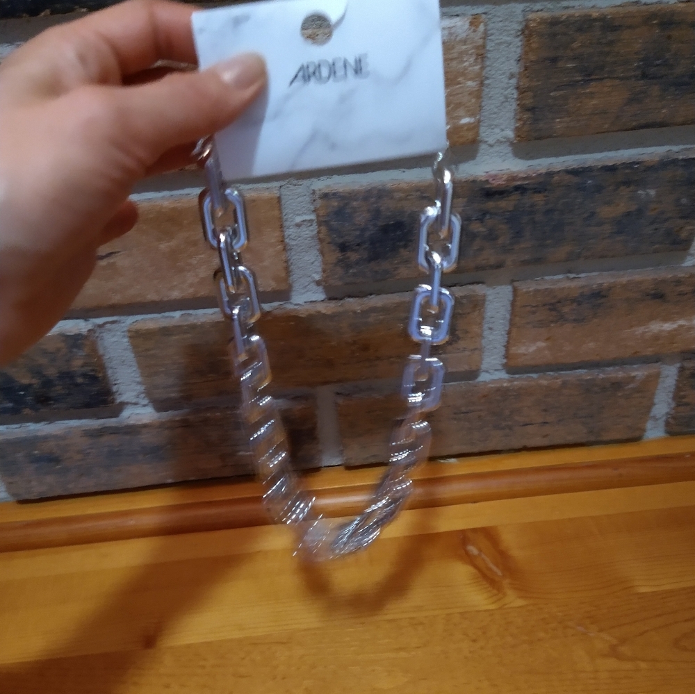 Chain choker style silver tone necklace - Picture 4 of 9